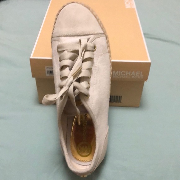 Espadrille - Picture 2 of 4